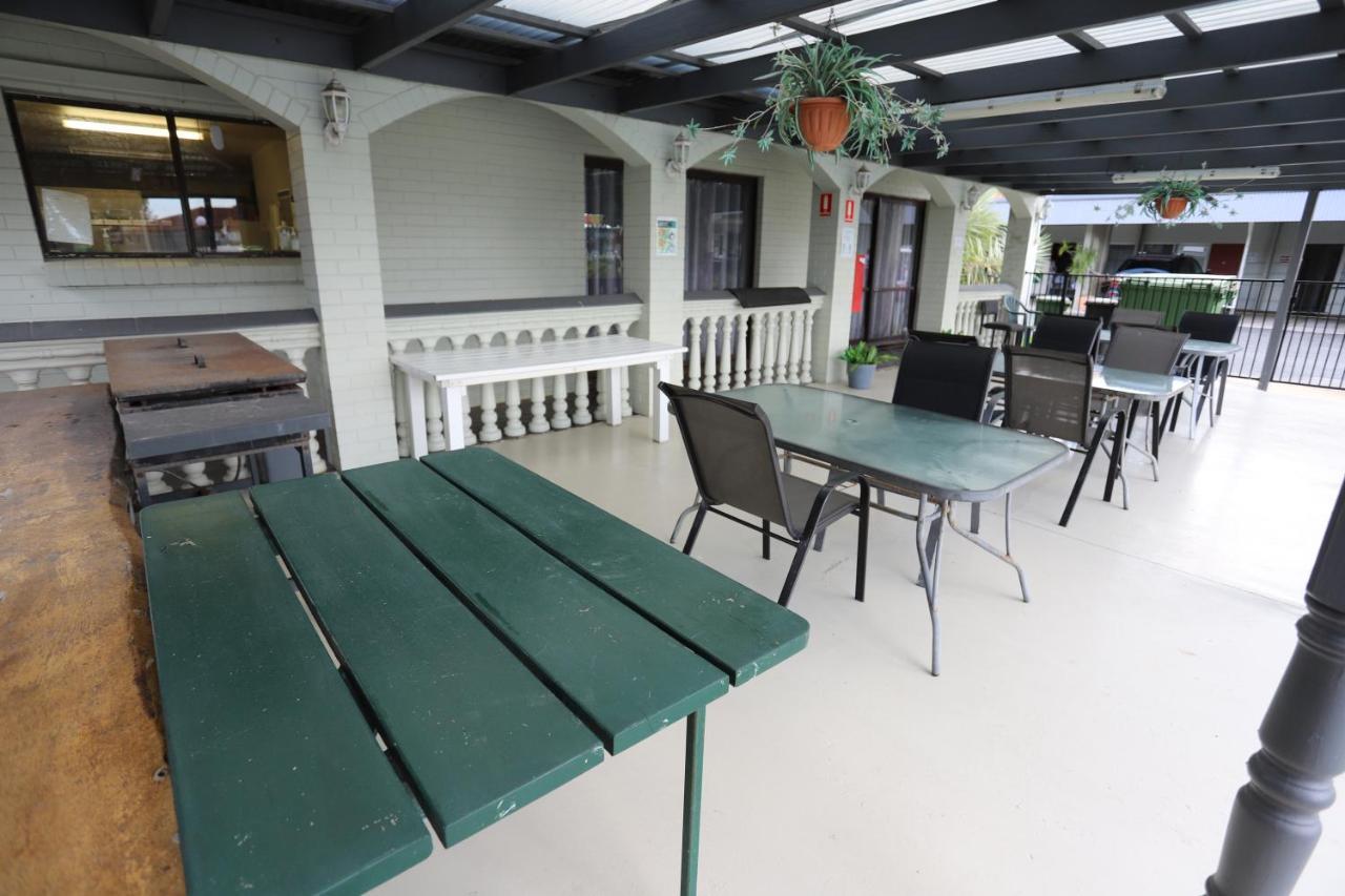 Tropic Coast Motel Mackay Esterno foto